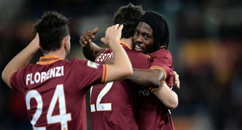 روما يؤمن الوصافة بثلاثية أمام سامبدوريا بفضل ديسترو وبيانيتش